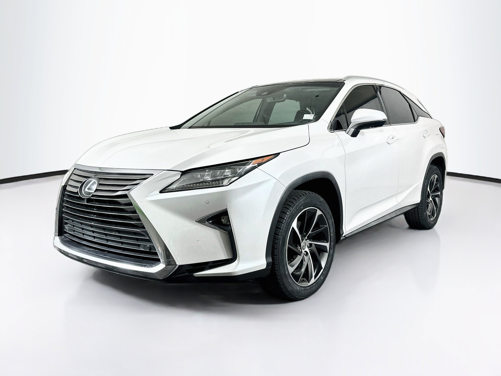 Used 2017 Lexus RX 350 AWD w/ Luxury Package image 3