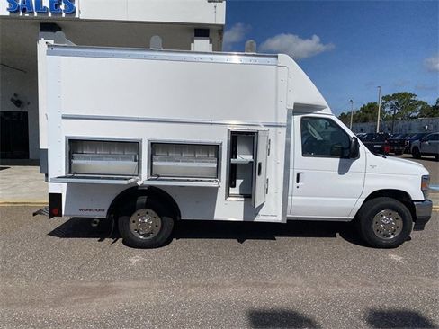 New 2026 Ford E-350 and Econoline 350 Super Duty w/ Power Equipment Group image 5
