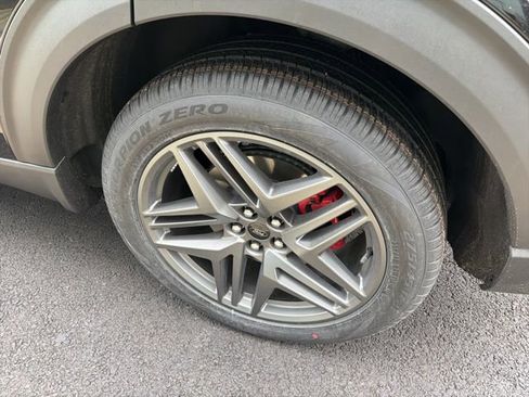 New 2026 Ford Explorer ST w/ Sun And Sound Package AWD/4WD image 6