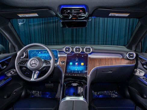 New 2026 Mercedes-Benz GLC 300 4MATIC image 13