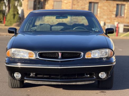 Used 1996 Pontiac Bonneville SE image 4