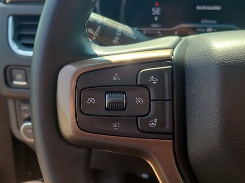 Used 2023 Chevrolet Tahoe High Country AWD/4WD image 35
