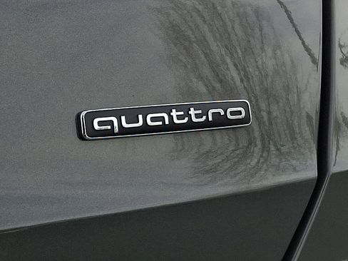 Used 2025 Audi Q3 2.0T Premium w/ Convenience Package image 33