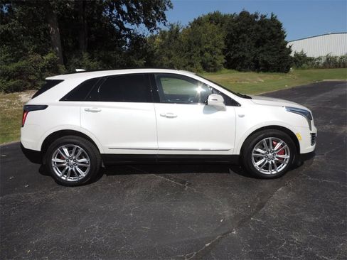 Certified 2023 Cadillac XT5 Sportv w/ Technology Package image 4