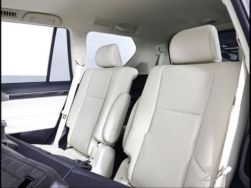 Used 2021 Lexus GX 460 Luxury w/ Sport Design Package AWD/4WD image 10