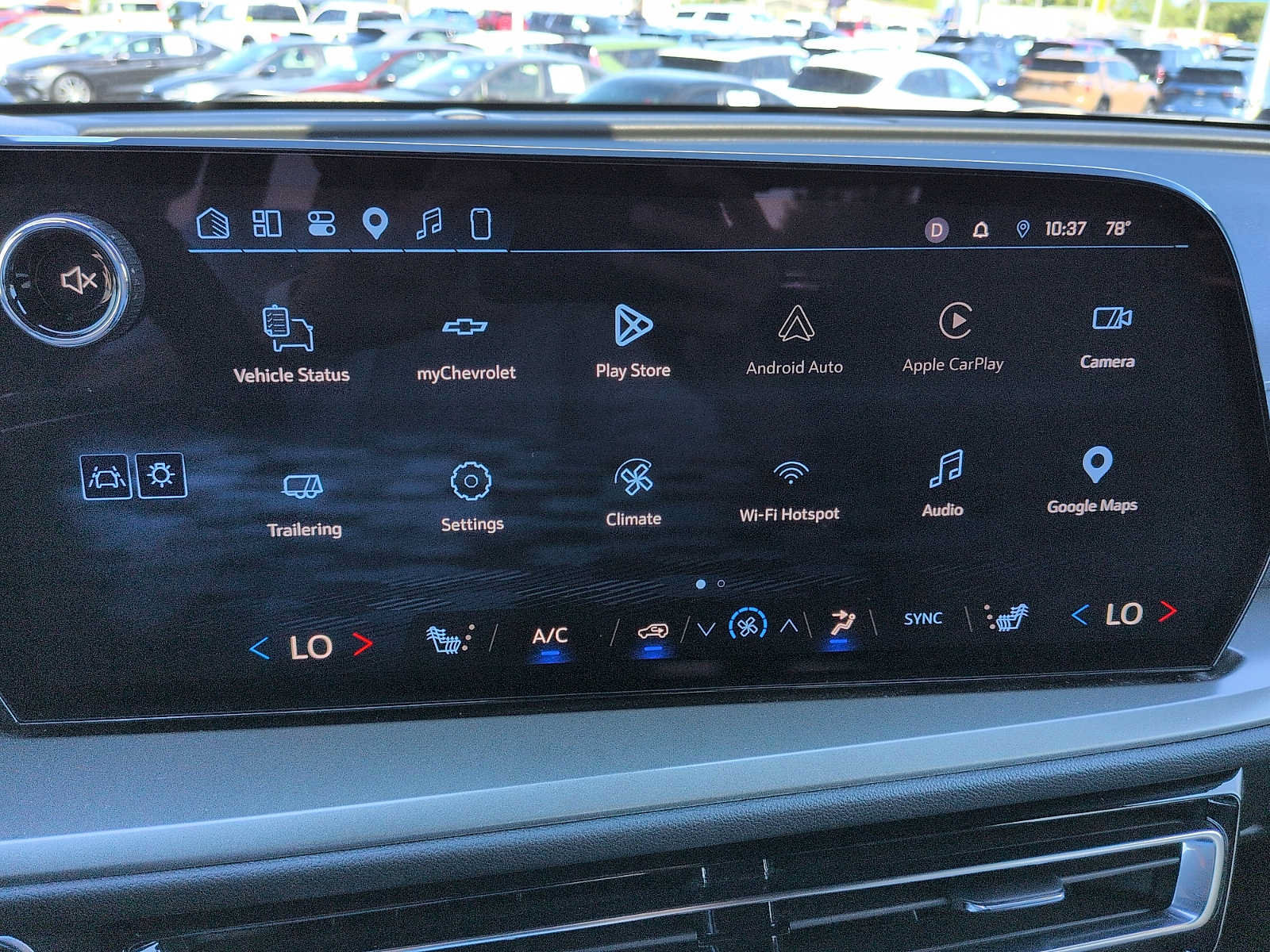 Used 2026 Chevrolet Traverse LT w/ Driver Confidence Package FWD image 17