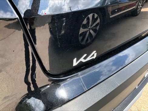 Used 2025 Kia K4 FWD image 30