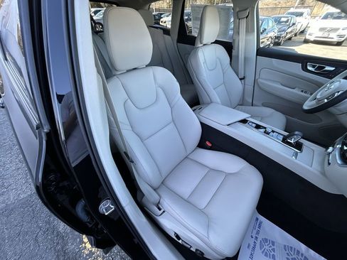 Certified 2025 Volvo XC60 T8 Core w/ Protection Package Premier image 15