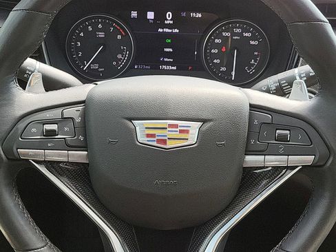 Certified 2024 Cadillac XT6 Sport w/ Technology Package AWD/4WD image 11