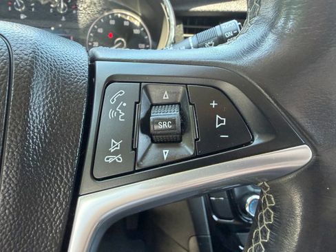 Used 2022 Buick Encore Preferred w/ Safety Package FWD image 15