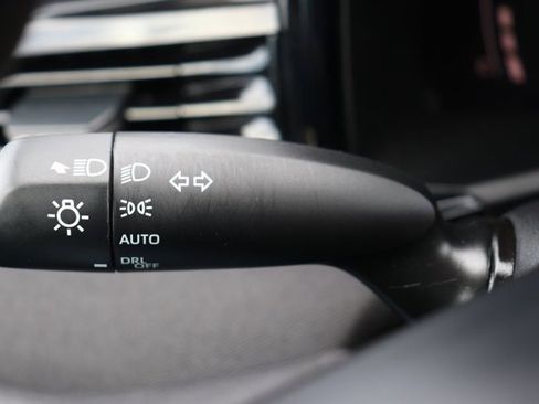 Used 2025 Toyota Camry LE image 22