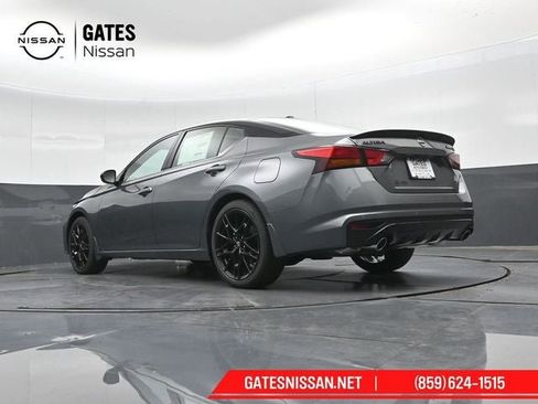 New 2026 Nissan Altima 2.5 SR w/ SR Midnight Edition Package FWD image 42