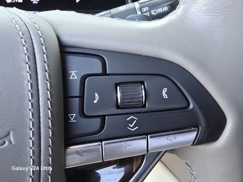 Used 2023 Cadillac Escalade Sport Platinum image 22