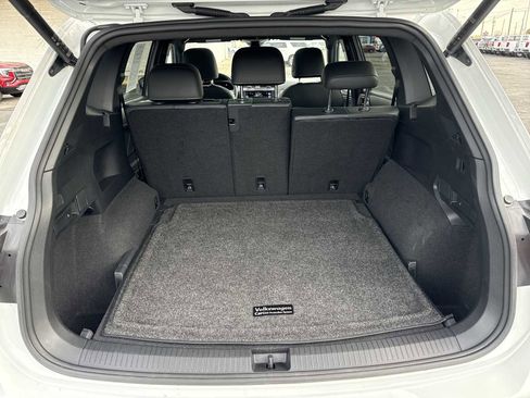 Used 2022 Volkswagen Tiguan SE R-Line AWD/4WD image 20