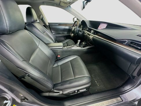 Used 2016 Lexus ES 350 w/ Navigation System Package FWD image 33