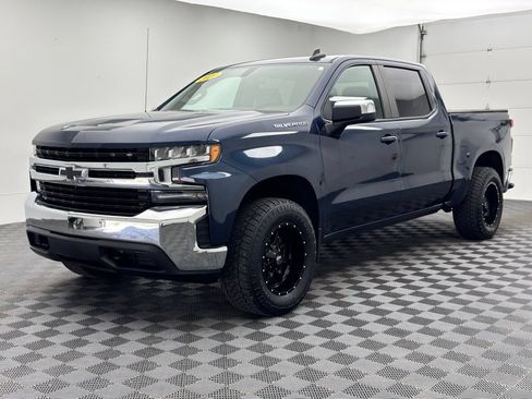 Used 2020 Chevrolet Silverado 1500 LT w/ All-Star Edition AWD/4WD image 12