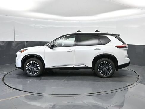 Used 2026 Nissan Rogue Platinum w/ Platinum Premium Package AWD/4WD image 9