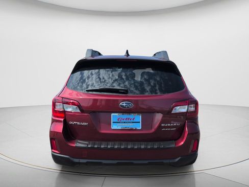 Used 2016 Subaru Outback 2.5i Limited AWD/4WD image 6