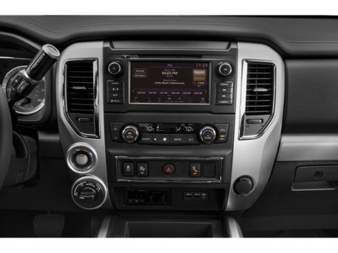 Used 2019 Nissan Titan PRO-4X w/ Pro-4x Convenience Package AWD/4WD image 13