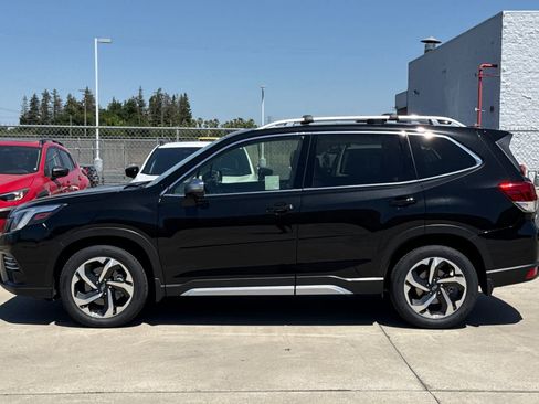 Certified 2024 Subaru Forester Touring AWD/4WD image 6