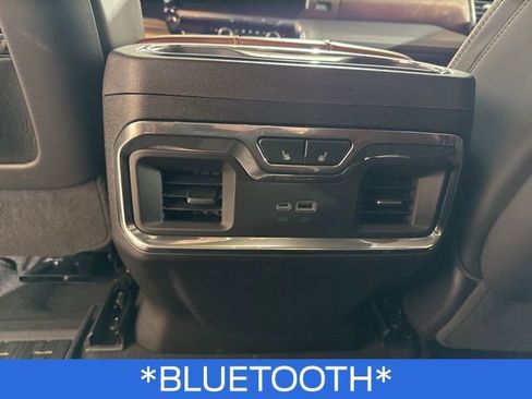 Used 2025 GMC Sierra 3500 Denali Ultimate image 17