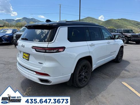 Used 2024 Jeep Grand Cherokee L Summit w/ Advanced Protech Group IV AWD/4WD image 7