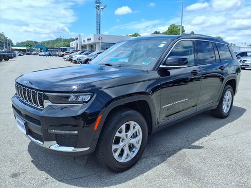 Used 2023 Jeep Grand Cherokee L Limited w/ Trailer Tow Group (B) AWD/4WD image 8