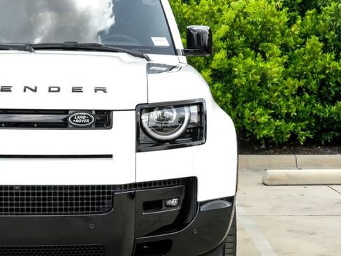 New 2026 Land Rover Defender 110 X-Dynamic SE AWD/4WD image 52
