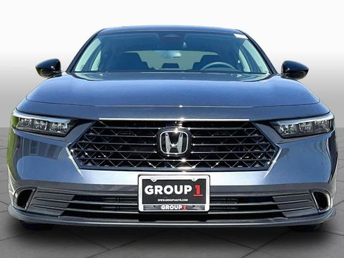 Used 2025 Honda Accord SE image 4