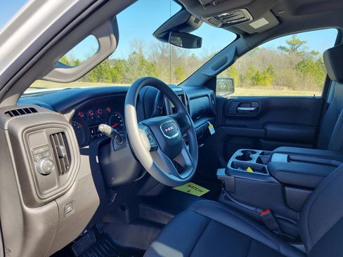 New 2026 GMC Sierra 1500 Pro w/ Pro Value Package image 9