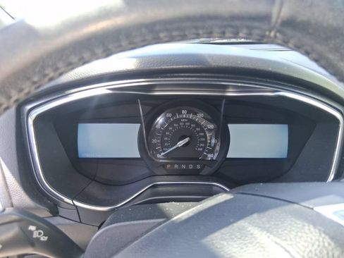 Used 2017 Ford Fusion Titanium FWD image 14