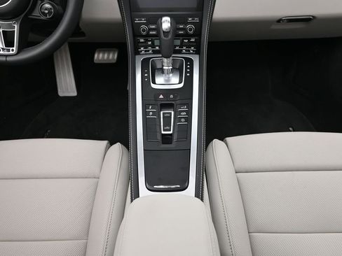 Certified 2025 Porsche 718 Boxster GTS image 7