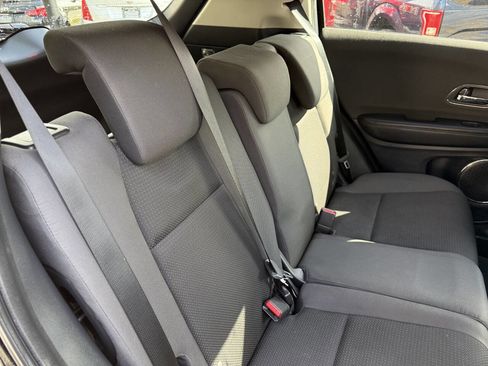 Used 2019 Honda HR-V EX image 27