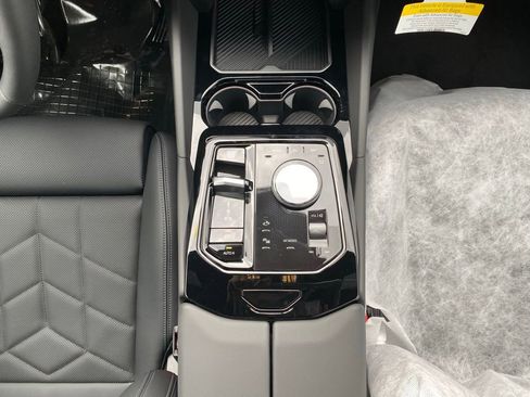 New 2026 BMW 530i xDrive AWD/4WD image 10