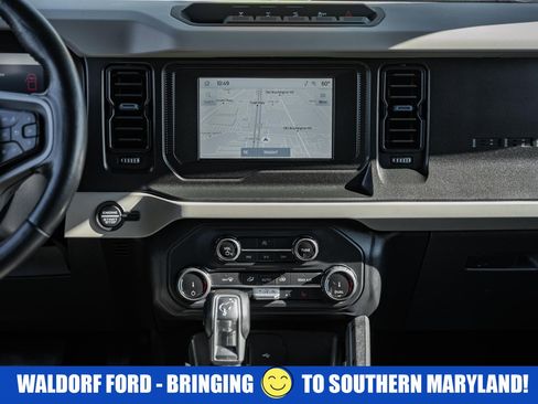 Used 2022 Ford Bronco Wildtrak image 26