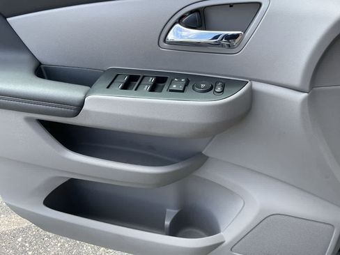 Used 2015 Honda Odyssey LX image 28
