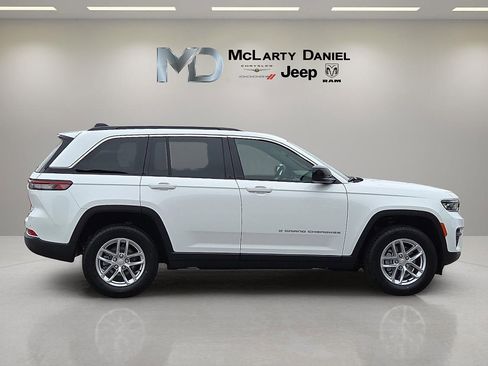 New 2026 Jeep Grand Cherokee Laredo X AWD/4WD image 6