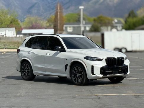 Used 2026 BMW X5 M60i AWD/4WD image 3
