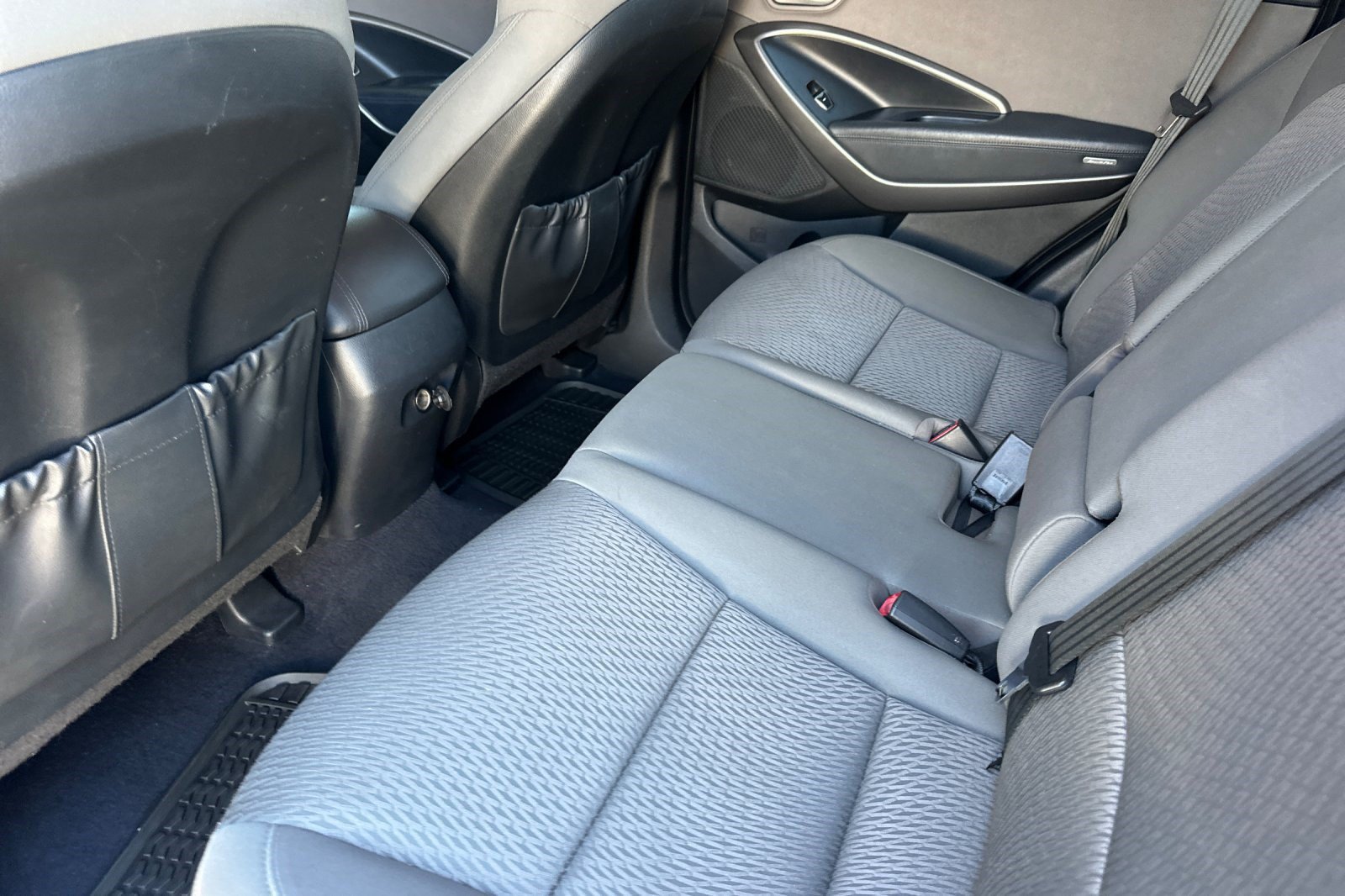 Used 2014 Hyundai Santa Fe Sport AWD/4WD image 25