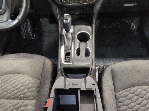 Used 2018 Chevrolet Equinox LT FWD image 17