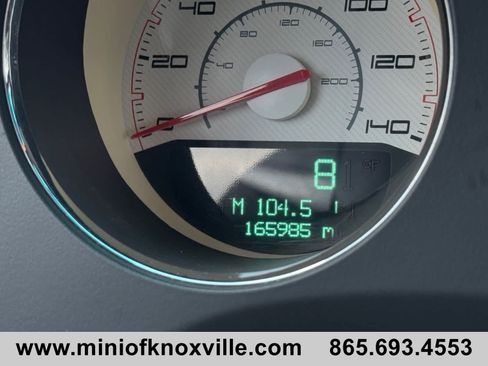 Used 2011 Dodge Challenger RWD image 29