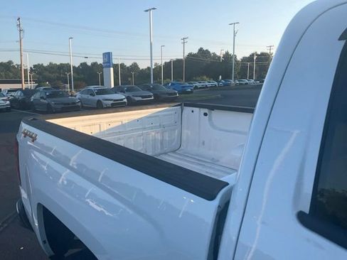 Used 2018 Chevrolet Silverado 1500 Custom w/ Custom Value Package AWD/4WD image 4