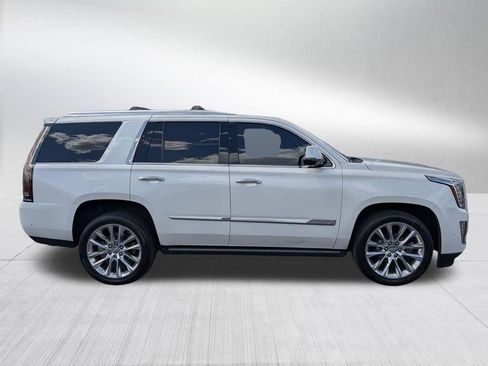 Used 2020 Cadillac Escalade Premium Luxury AWD/4WD image 7