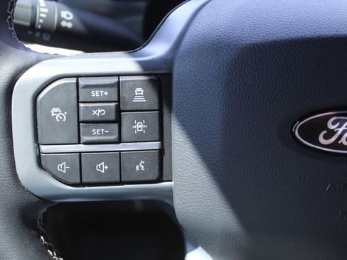 Used 2025 Ford F150 Lariat w/ Equipment Group 501A Mid image 24