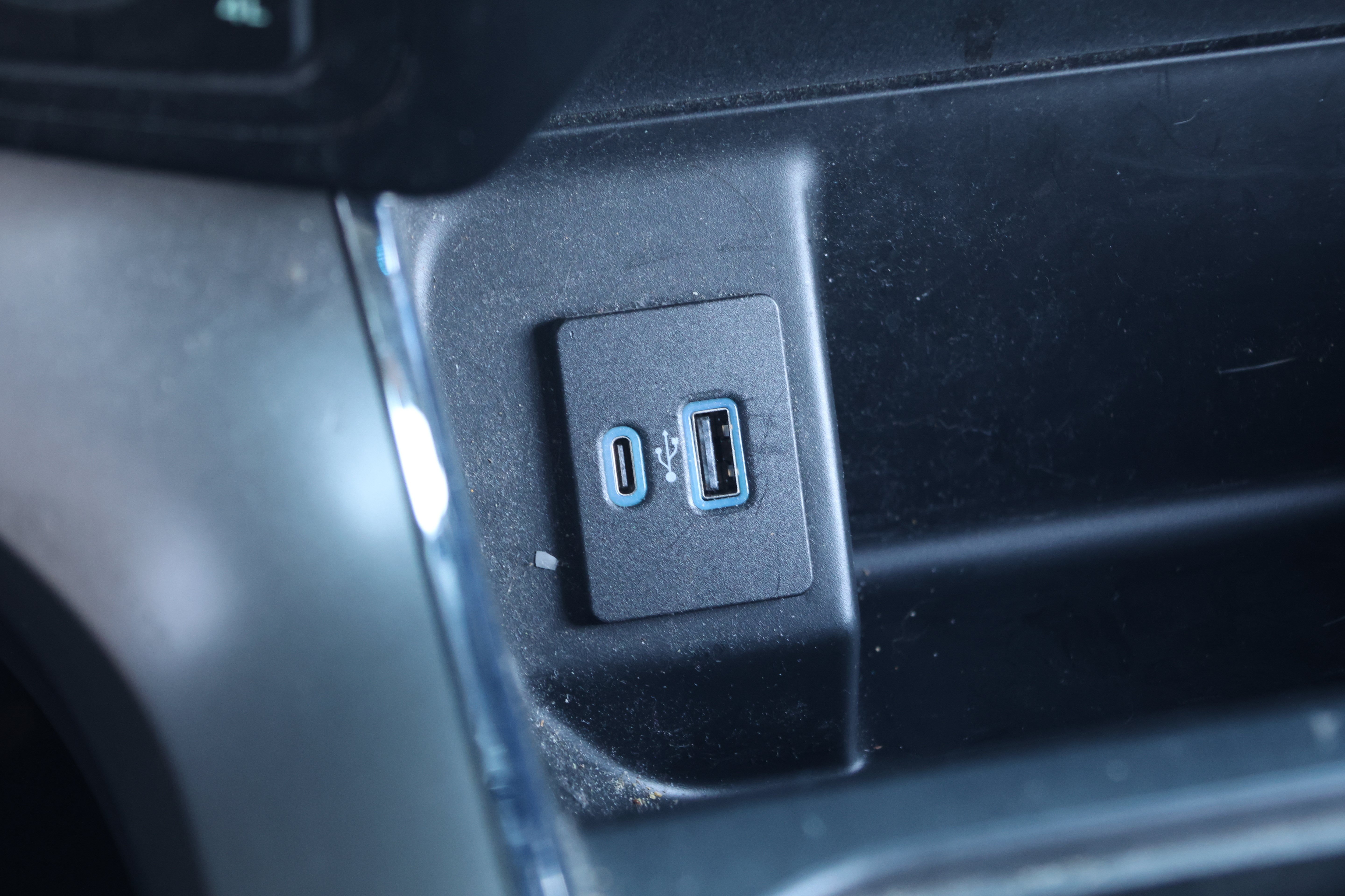 Used 2022 Ford F150 XLT w/ Equipment Group 302A High AWD/4WD image 26