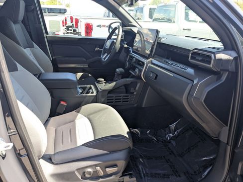 Used 2024 Toyota Tacoma TRD Off-Road w/ TRD Off Road Upgrade Package image 34