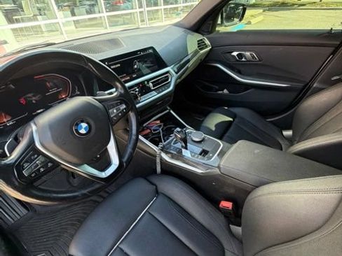 Used 2021 BMW 330i xDrive Sedan w/ Premium Package AWD/4WD image 3