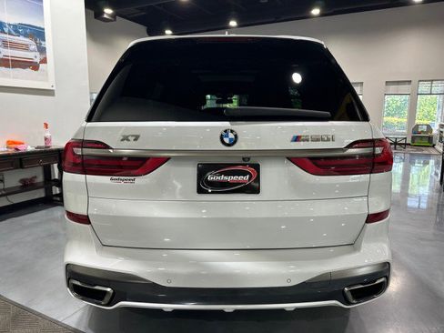 Used 2020 BMW X7 M50i w/ Dynamic Handling Package AWD/4WD image 32