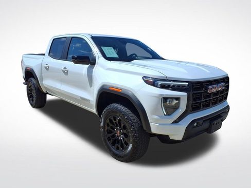 Used 2026 GMC Canyon Elevation w/ Convenience Package RWD image 3
