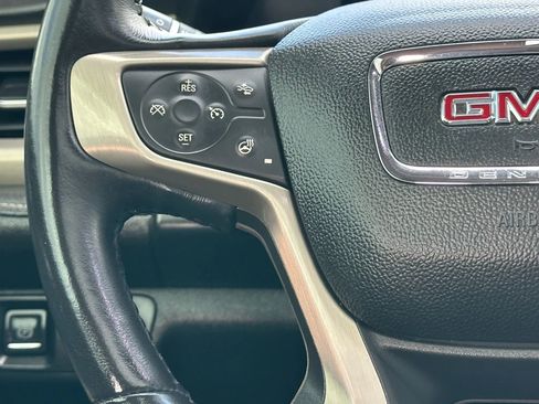 Used 2019 GMC Acadia Denali image 32